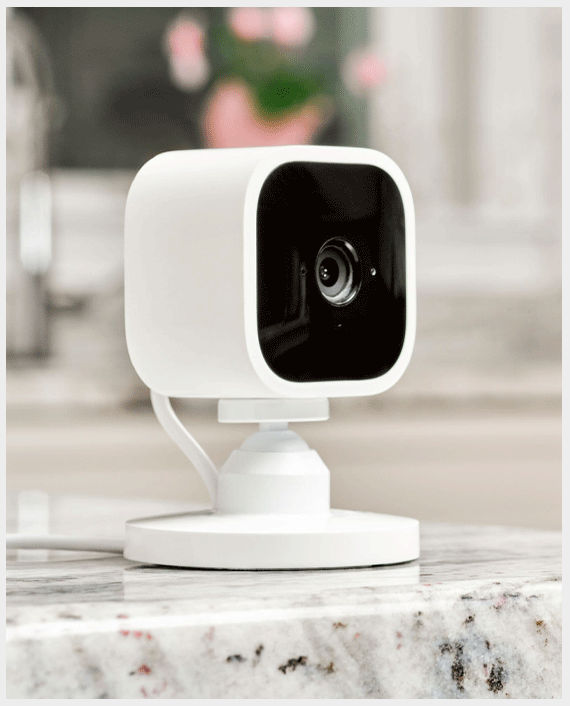 Blink Mini Indoor Plug in HD Smart Security Camera White in Qatar