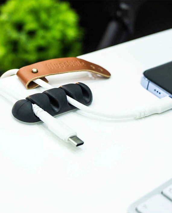 Blupebble Anchor Four Cable Organizer